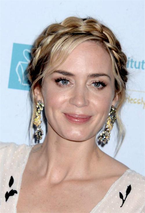 色彩选鲜艳还是标准,色彩的基础知识你知道吗