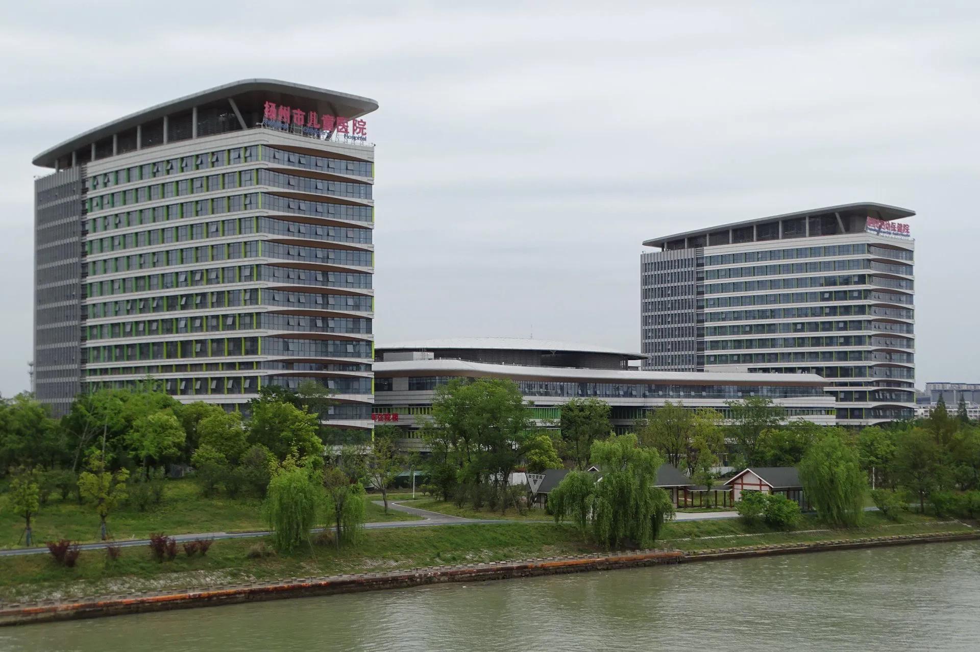妇儿医院直升机,江都人民医院新院直升机