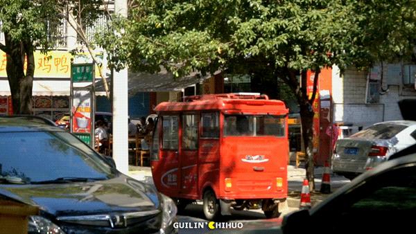 老字号石锅鱼31年老店,温岭石锅肥肠鱼