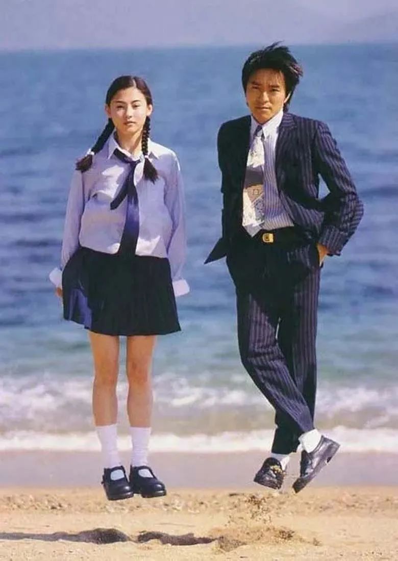 四大才子巩俐周星驰,周星驰和巩俐经典片段搞笑粤语