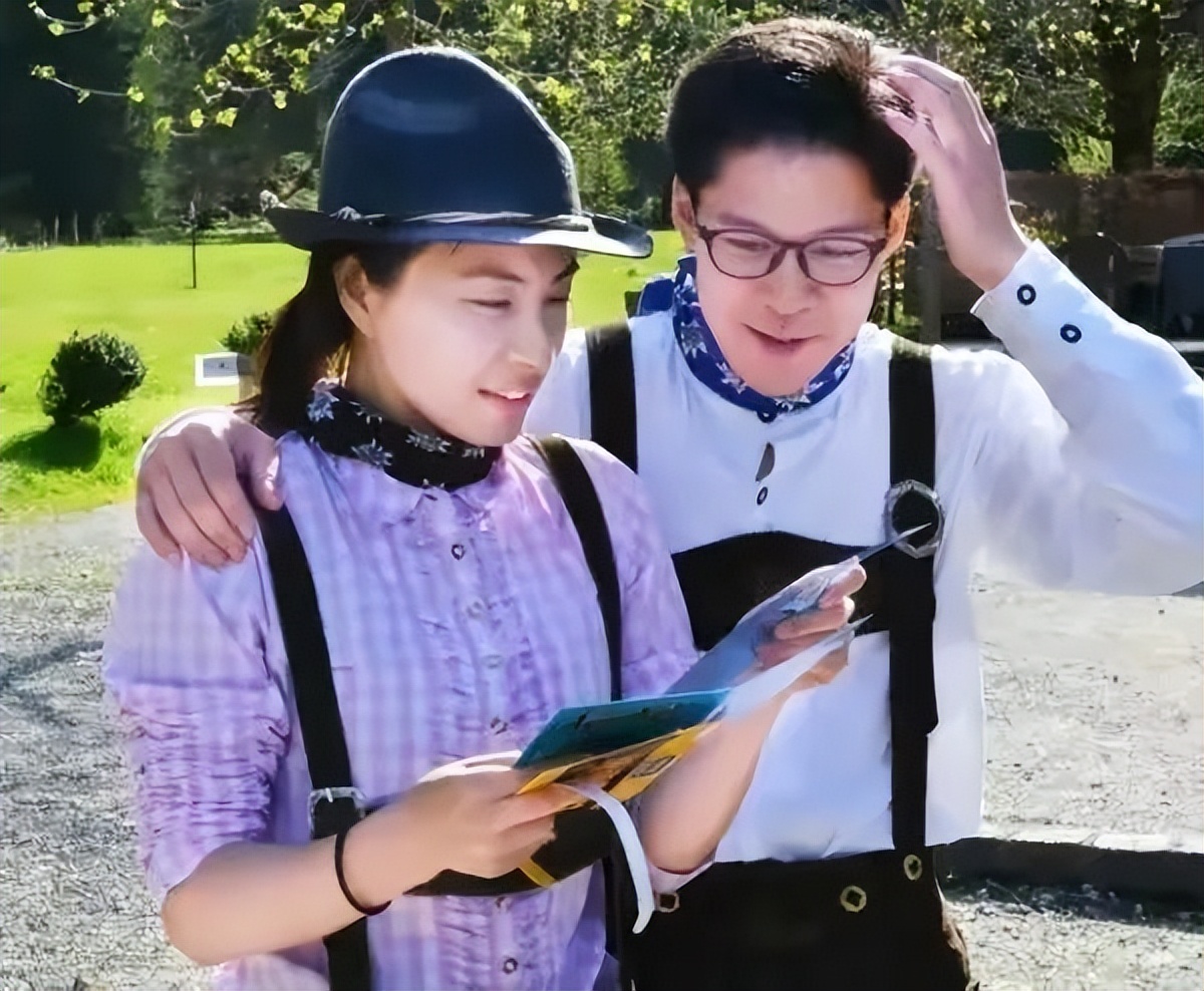 霍启刚郭晶晶在香港的地位,霍启刚郭晶晶香港媒体评价