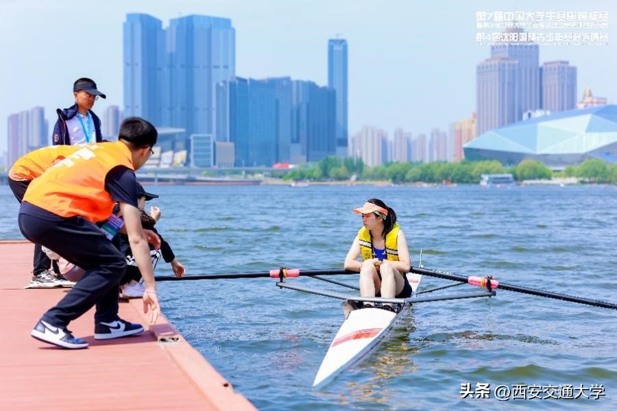 乘风破浪看罗虹,西安交通大学赛艇队