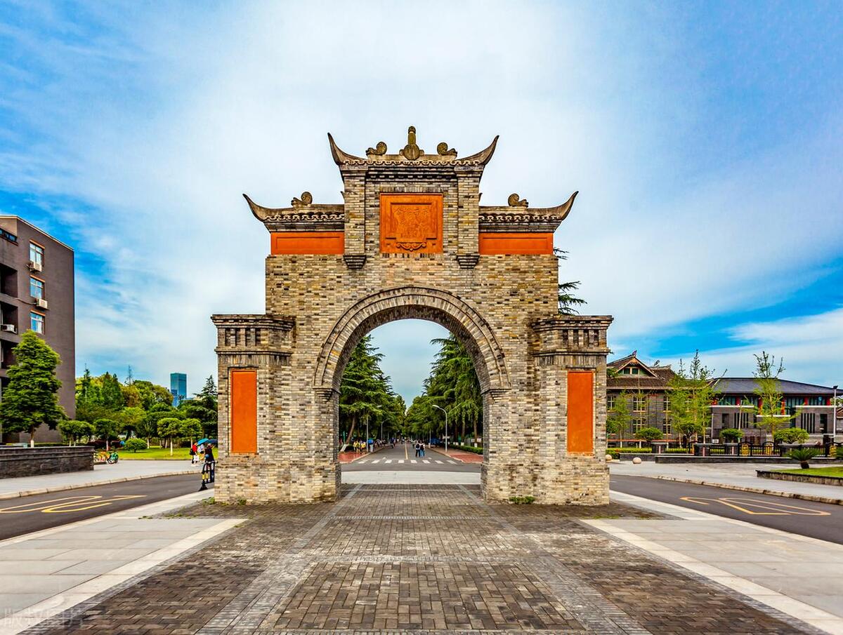 揭秘四川大学：文理强校，华西口腔，名扬四海！