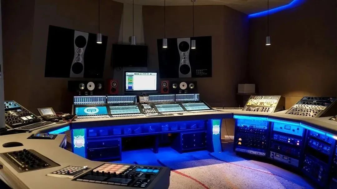 意大利的玻璃之家选择了SolidStateLogicSystemT和Network