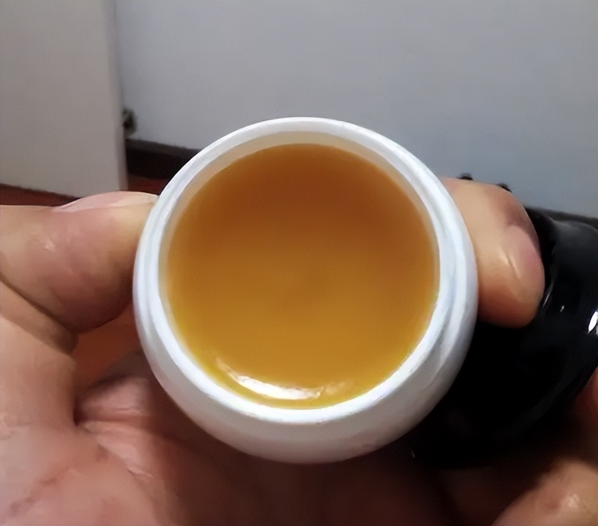 维生素b12治疗外阴白斑吗,老年人外阴白斑用什么药治疗