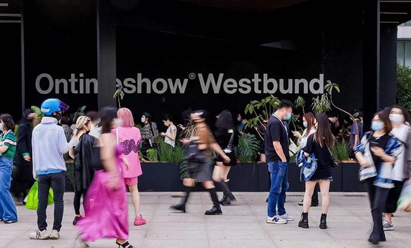 中国时尚秀场视频,中国时尚服装秀场