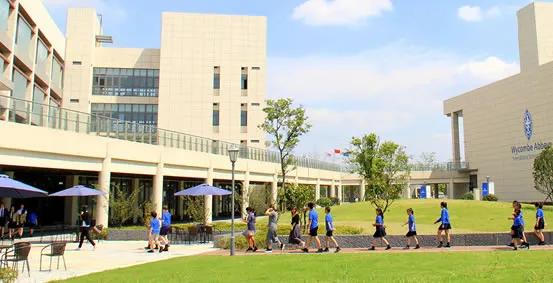 加拿大college留学优缺点,留学加拿大都有哪些优势呢