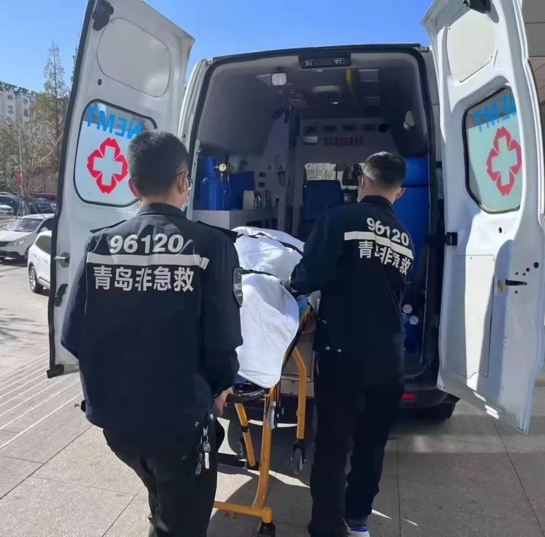 转院120急救车,120救护车转院转运回家联系电话