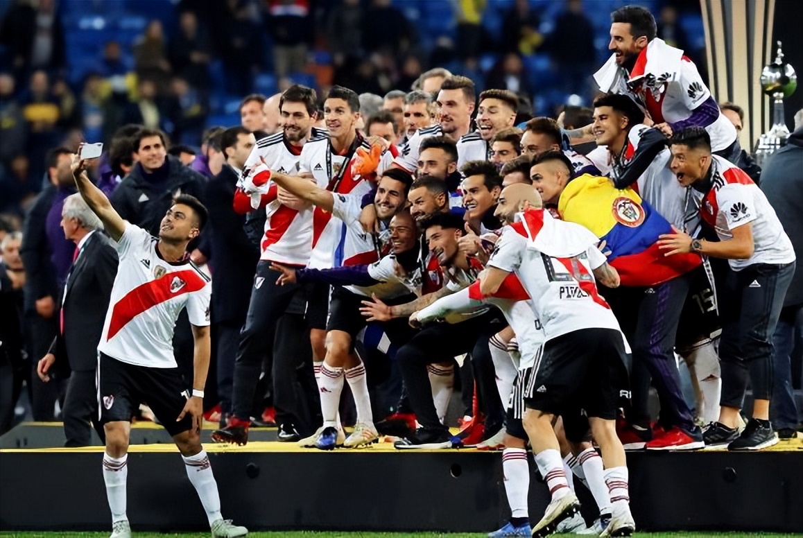 尤文图斯不敌本菲卡视频,足坛最长不败纪录本菲卡