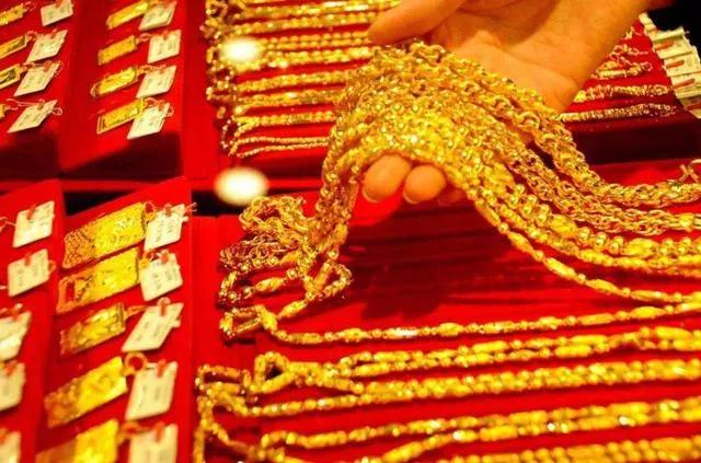 非洲“大金链子”物美价廉，为何我国很有人去买？内行人给出答案