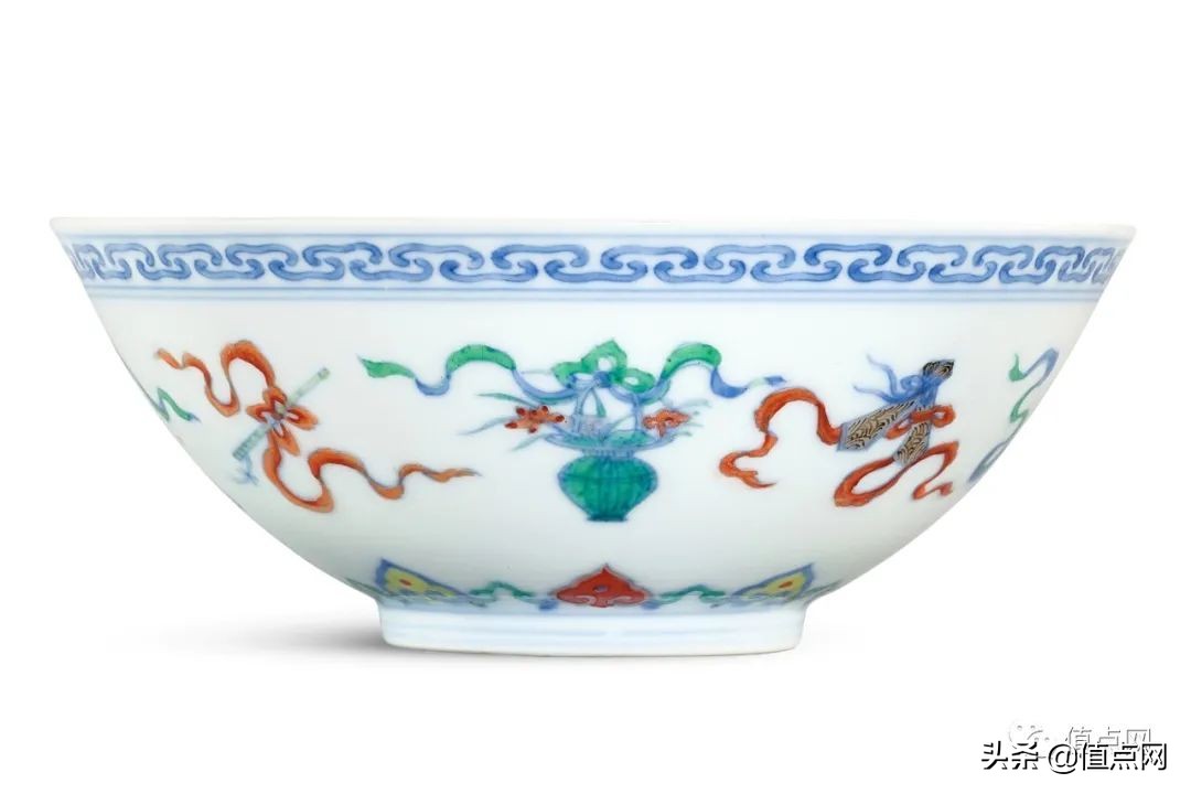 2019苏富比拍卖乾隆珐琅彩瓶,大清乾隆珐琅彩拍卖成交记录