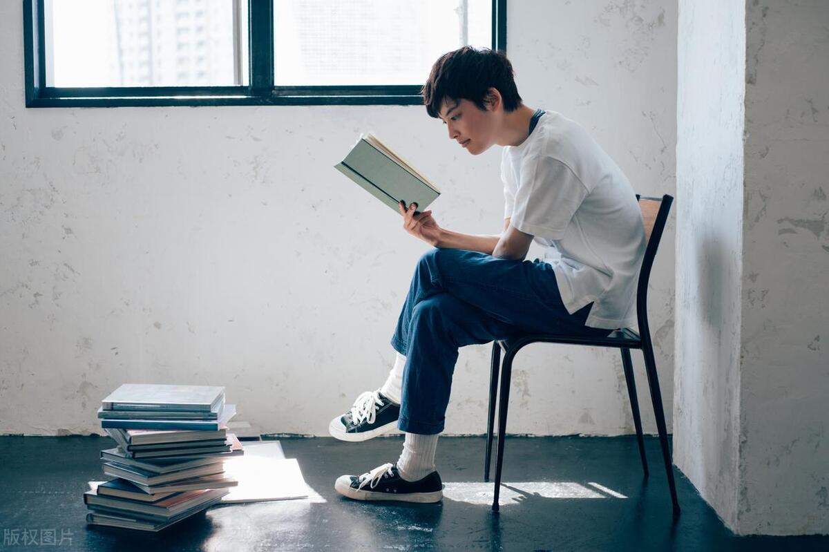 23个经济学类专业主要的就业方向,财政学类和经济与贸易类