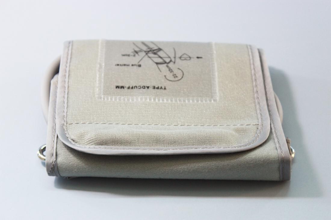 血压计语音播报设置视频,智能电子血压计家用语音播报