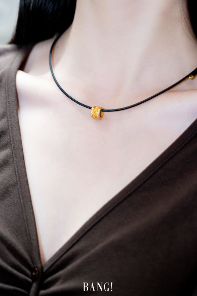 潮宏基襄阳首家非遗花丝概念店,潮宏基花丝工艺探店视频