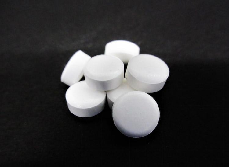 日本新型冠状病毒启用新药,日本现在有新冠病毒特效药吗