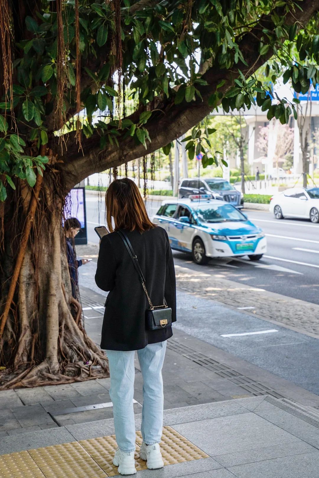 00后当业务员,00后在深圳打工生活