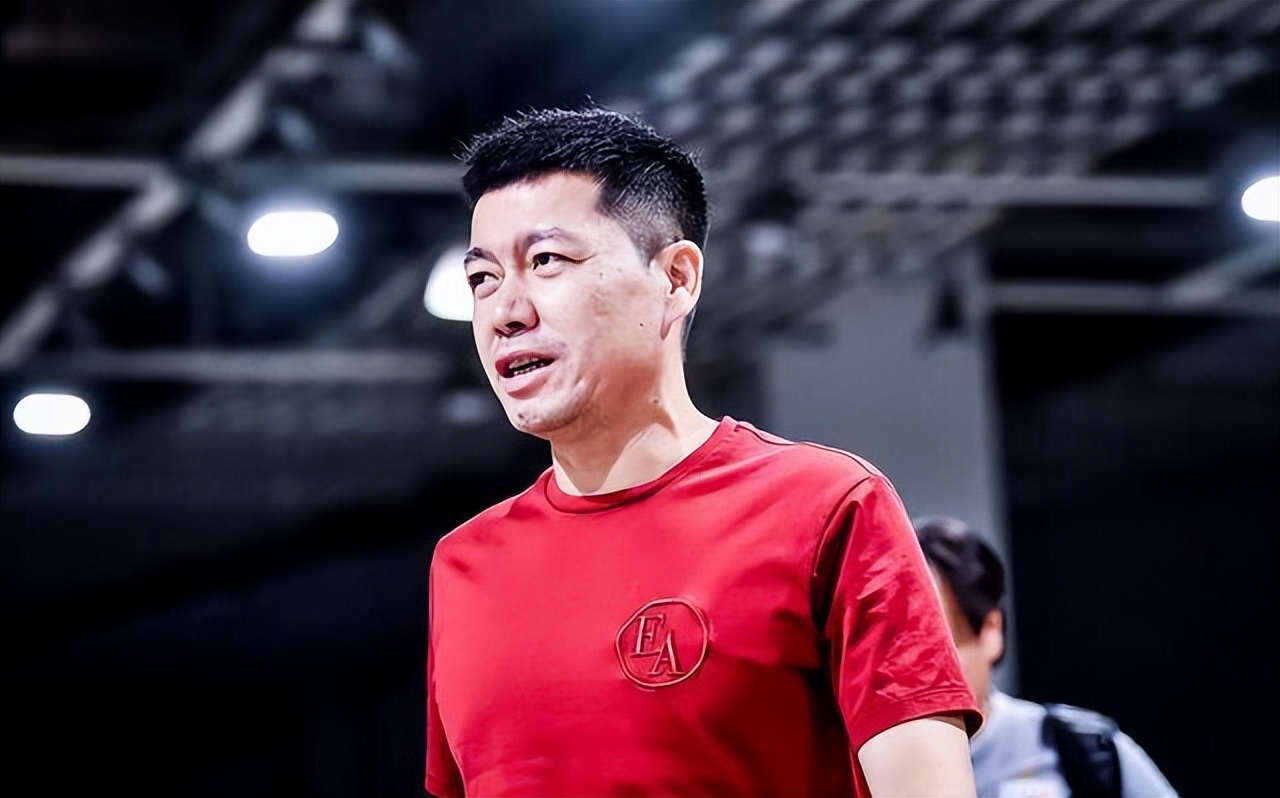 赵明剑月薪1万免费踢球,国脚赵明剑