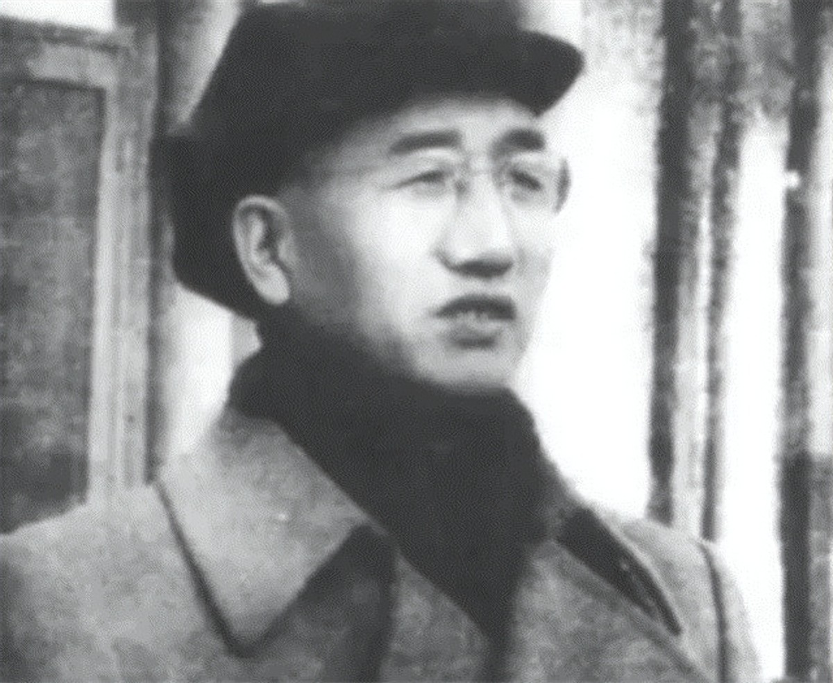 *向前徐**曾一直告诫自己的亲属们：路是自己走出来的