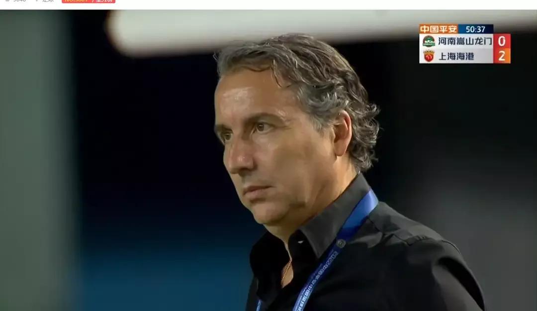 国足必须打好翻身仗，主教练在哪里，咱得好好白话白话