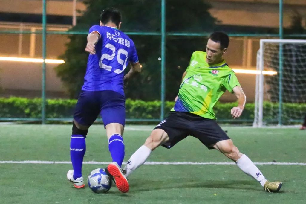 品神湾菠萝，享快乐足球！中山市第二届菠萝公益杯足球赛精彩刺激