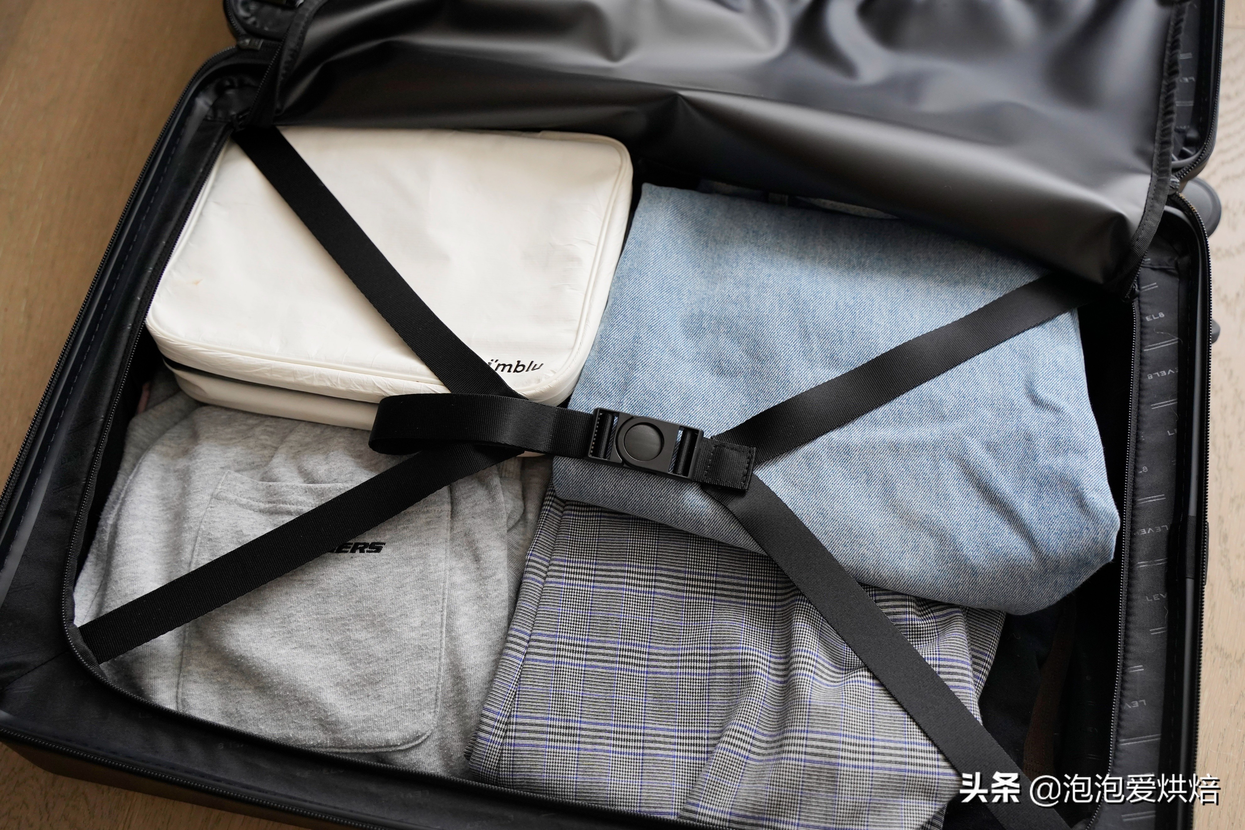 地平线旅行箱测评,地平线8号经典系列行李箱测评