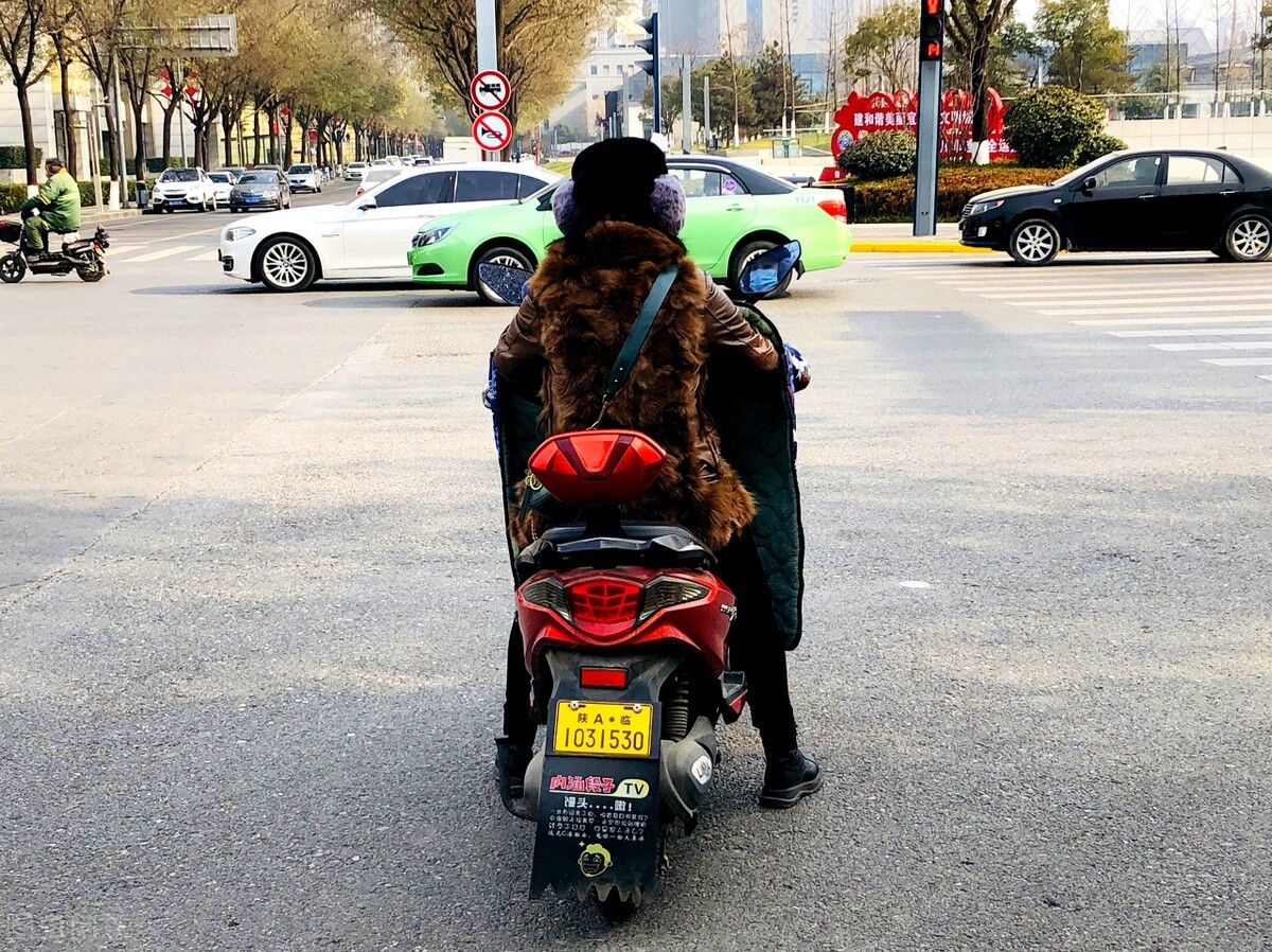 幸福是从心开始的旅途,幸福是一条很长的路