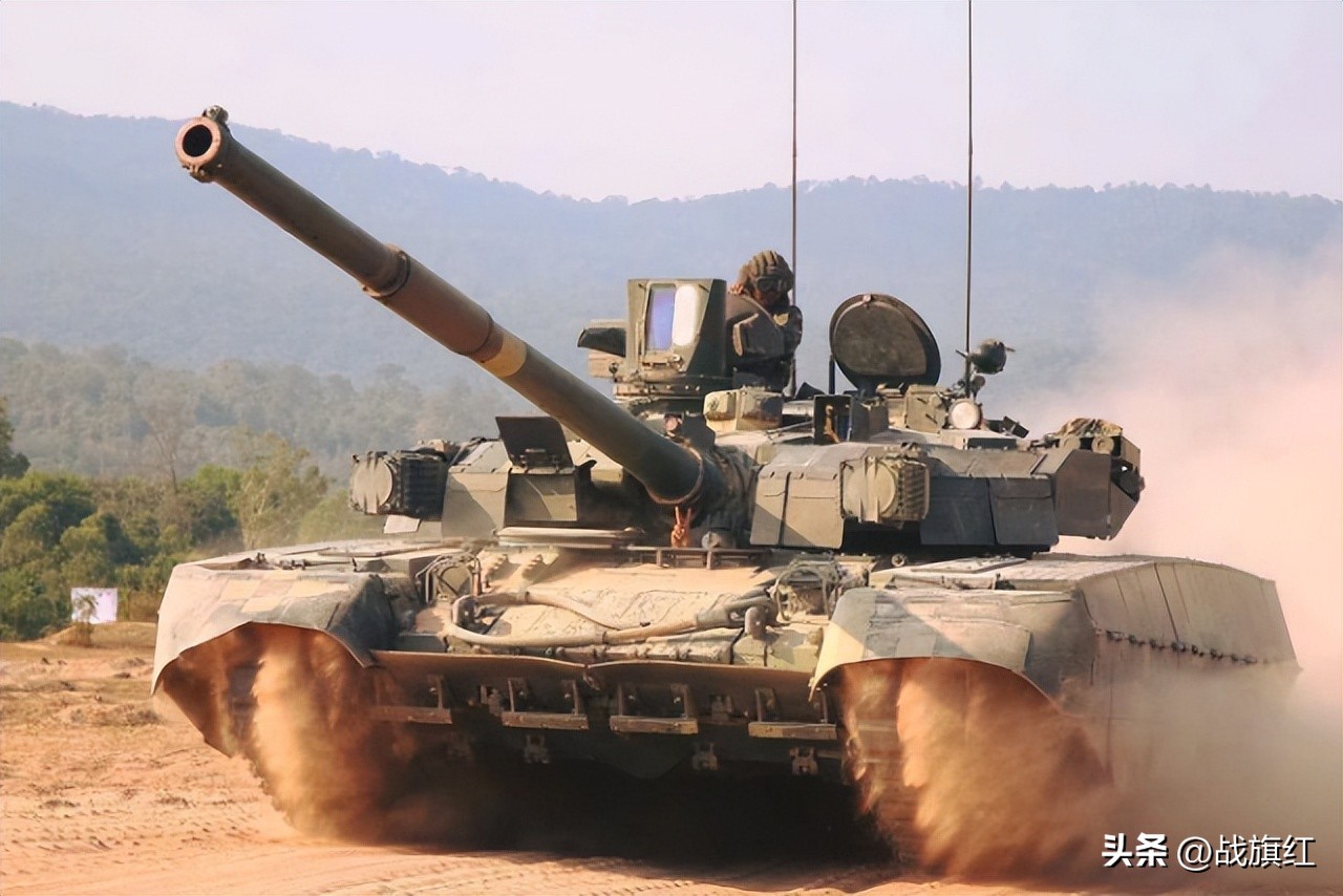 波兰将进口580辆韩国坦克，性能却不如朝军？朝方坦克三大亮点