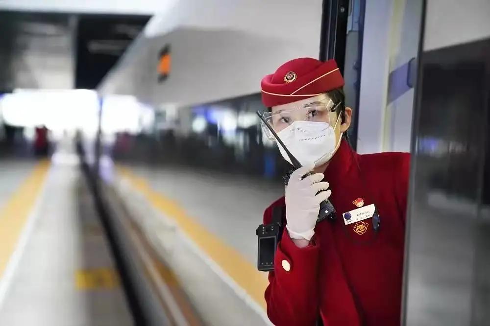 铁路春运火车票今起开售,2022铁路春运火车票开售