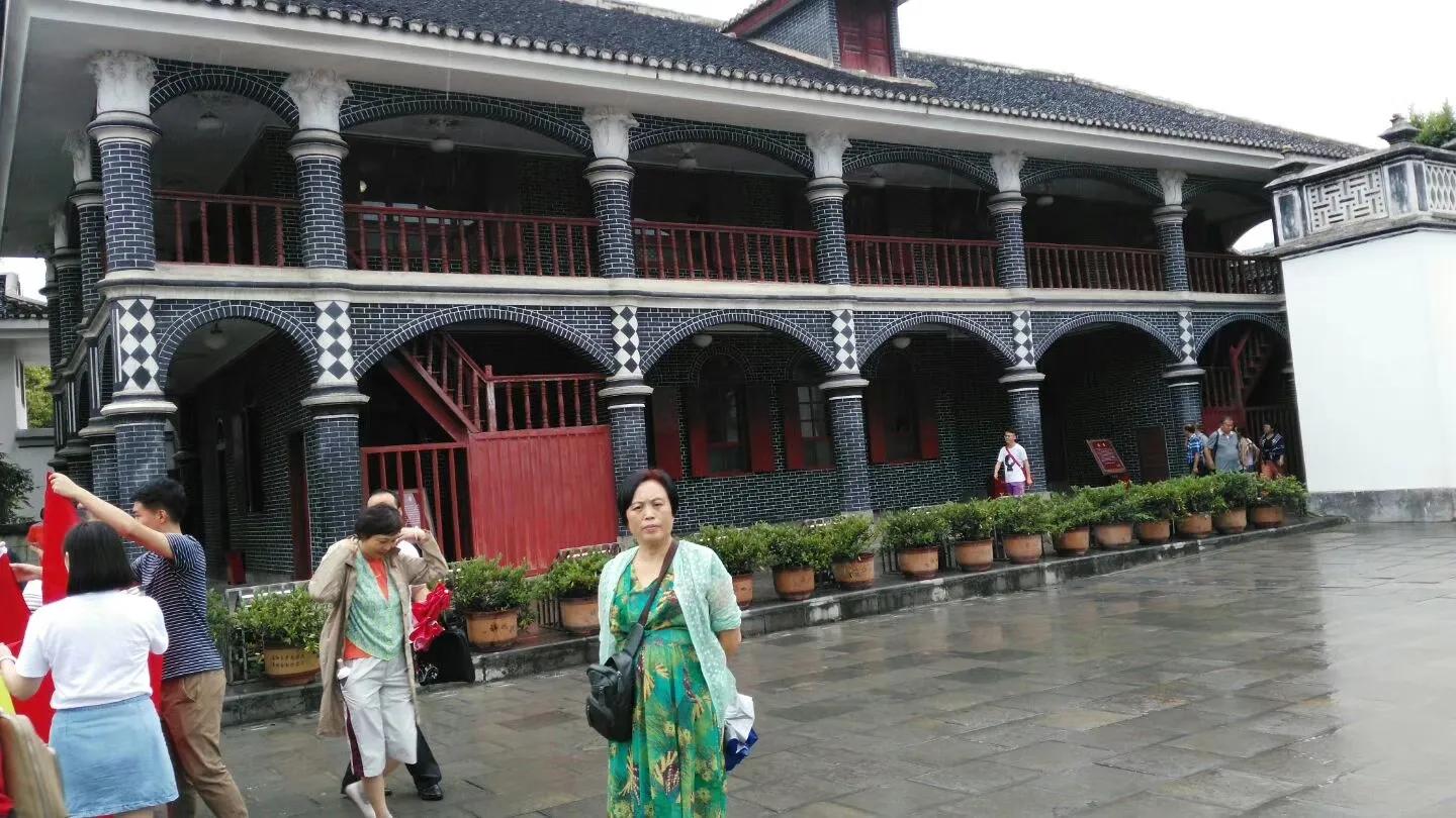 带孙女去贵阳玩,带着孙女自驾全国游