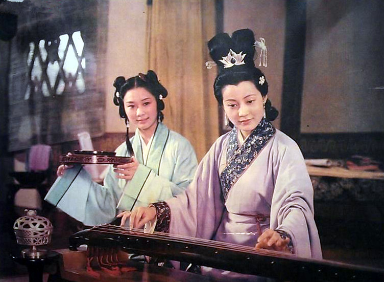 尤小刚与田歌离婚30年:他三婚娶小妻子64岁做父亲,她至今单身