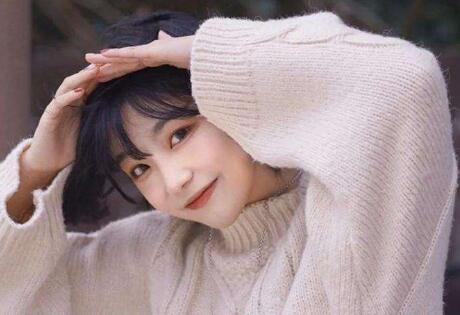 怎么和女生聊天逗她笑,妹子不开心了怎么逗她笑