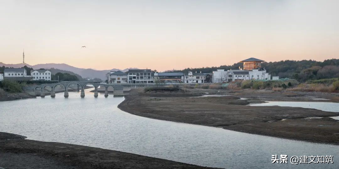 【荐筑】方村-Baudorf，相遇的场所丨佚人营造