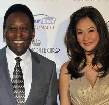 球王贝利弥留之际,球王贝利停止化疗