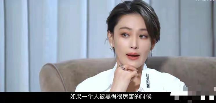 根正苗红何捷,何捷和张馨予现在关系怎样