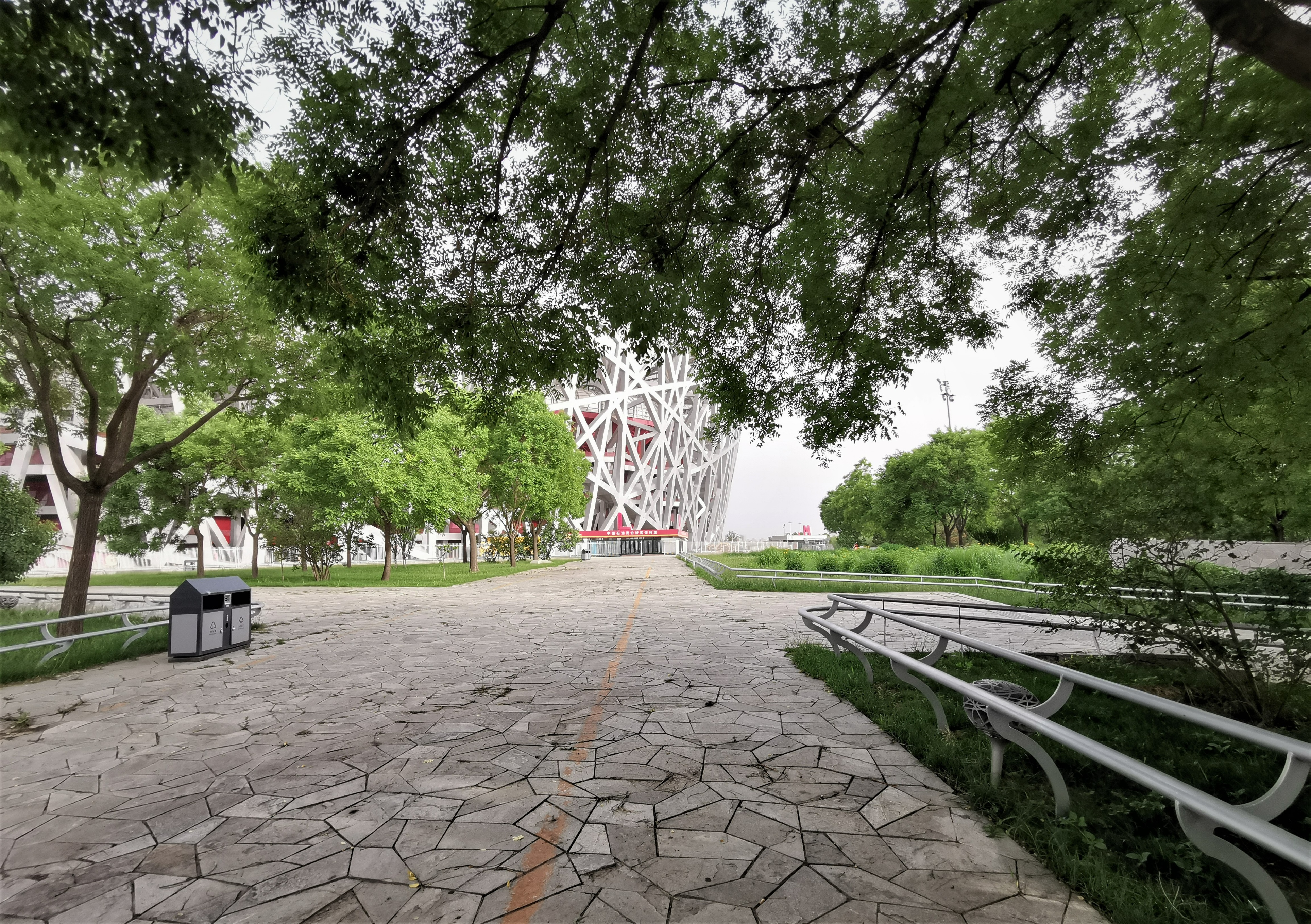 北京鸟巢图片高清真实大图,鸟巢大钉子