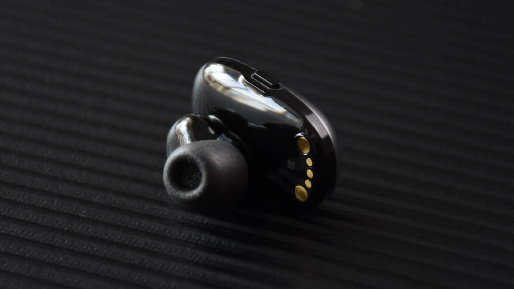 舒尔aonic215真无线隔音耳机轻体验,舒尔aonic5头戴式耳机测评