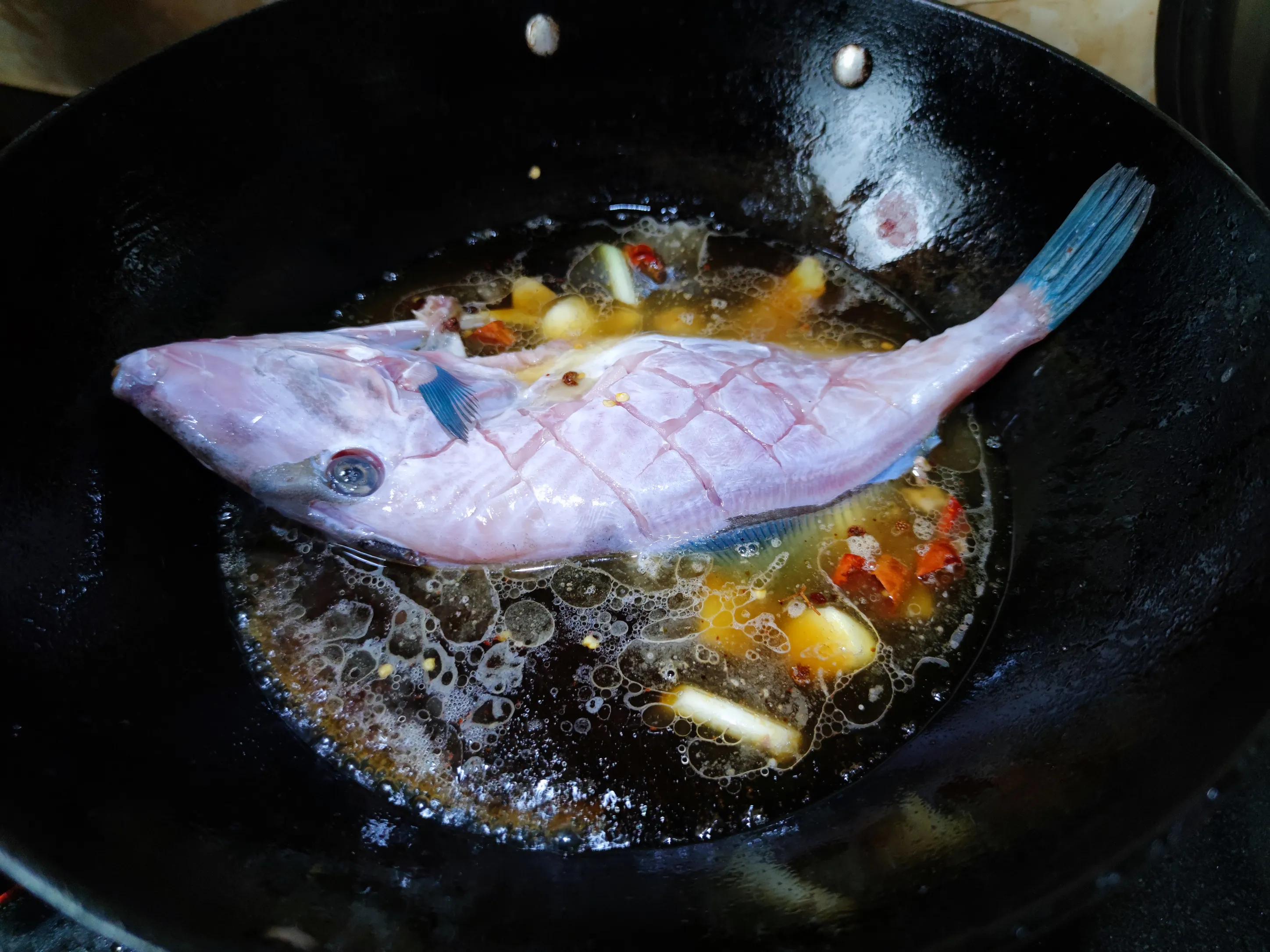 明日清明，建议中老年：别太心疼钱，多吃3海鱼，应季肥美别错过