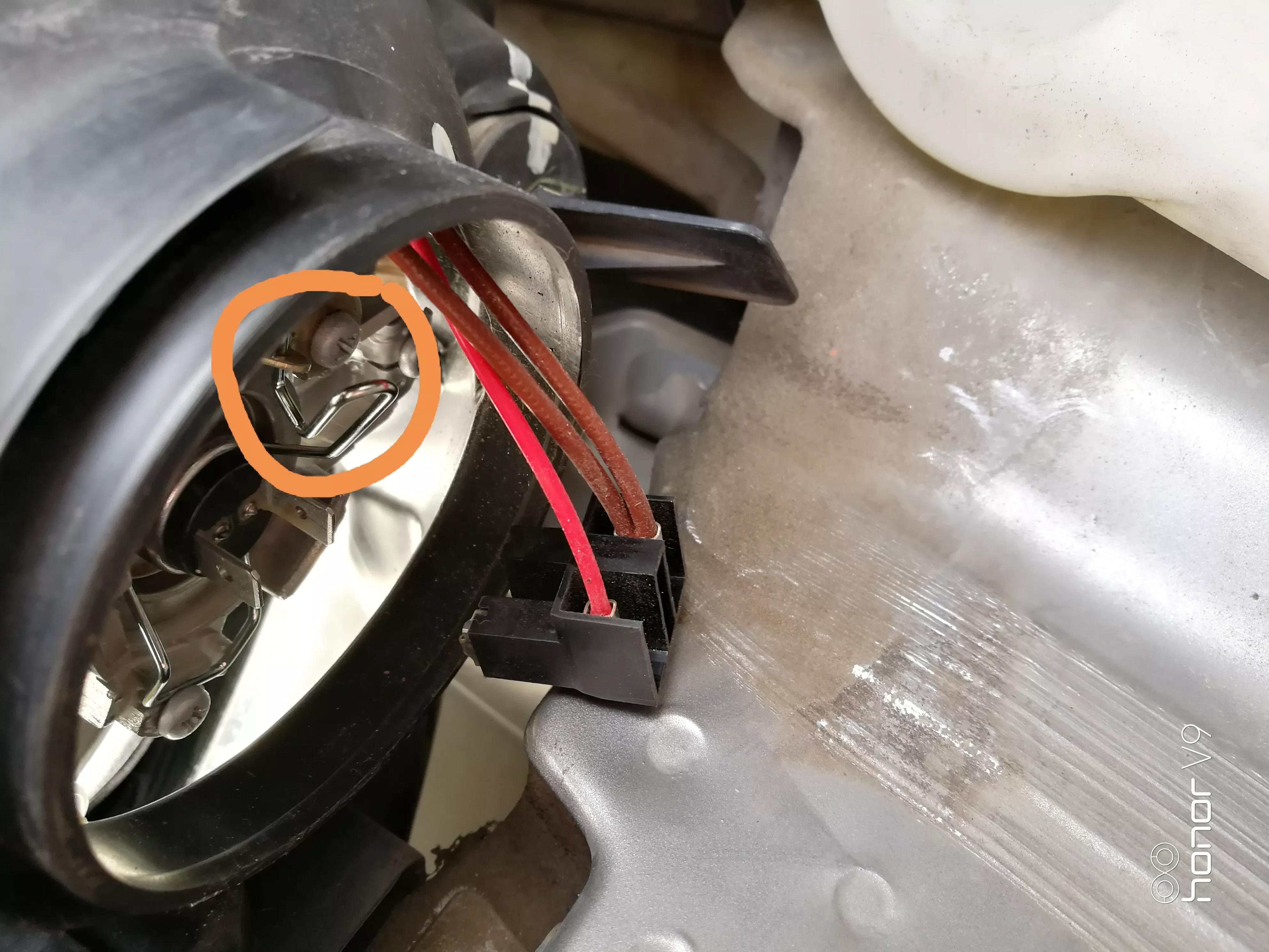 09大众polo近光灯怎么调高低,polo2011劲取改灯