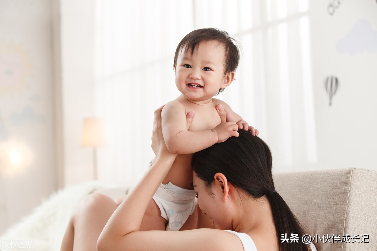 记录萌宝成长的每一个阶段,萌宝成长记录七个月零十三天