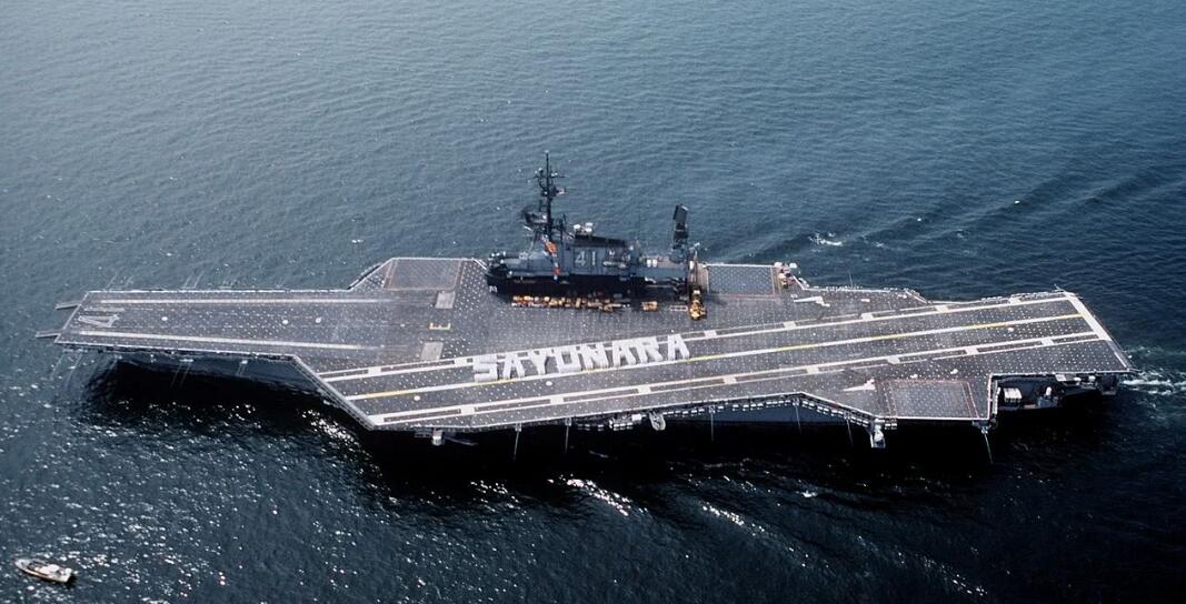 架空：6万吨双蒸弹，令*独台**分子胆寒，差强人意的江苏号航空母舰