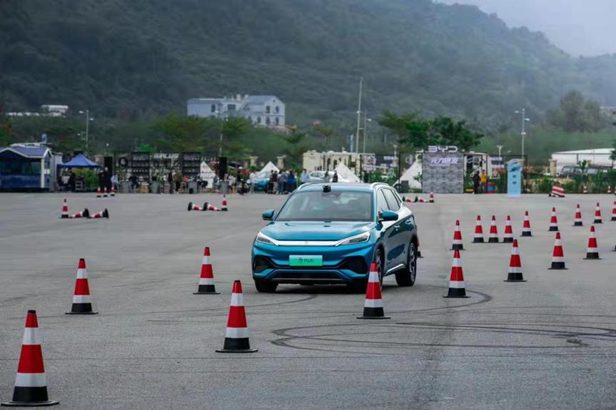 比亚迪元plus用车体验,比亚迪元plus驾车稳定性怎么样