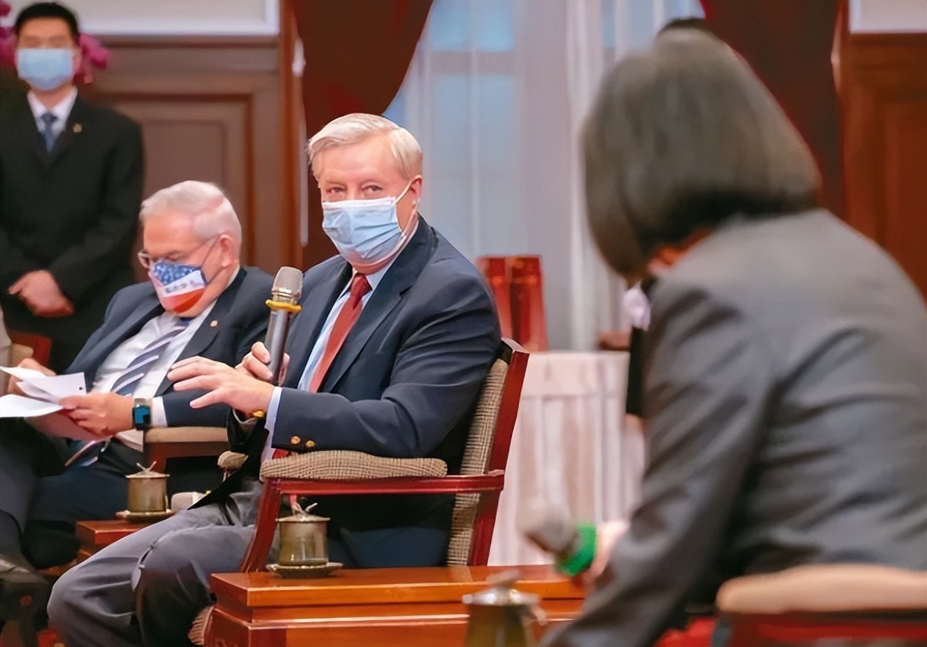 蔡英文窜访美国之际，台湾统派代表团赴京拜访，称将力促两岸统一