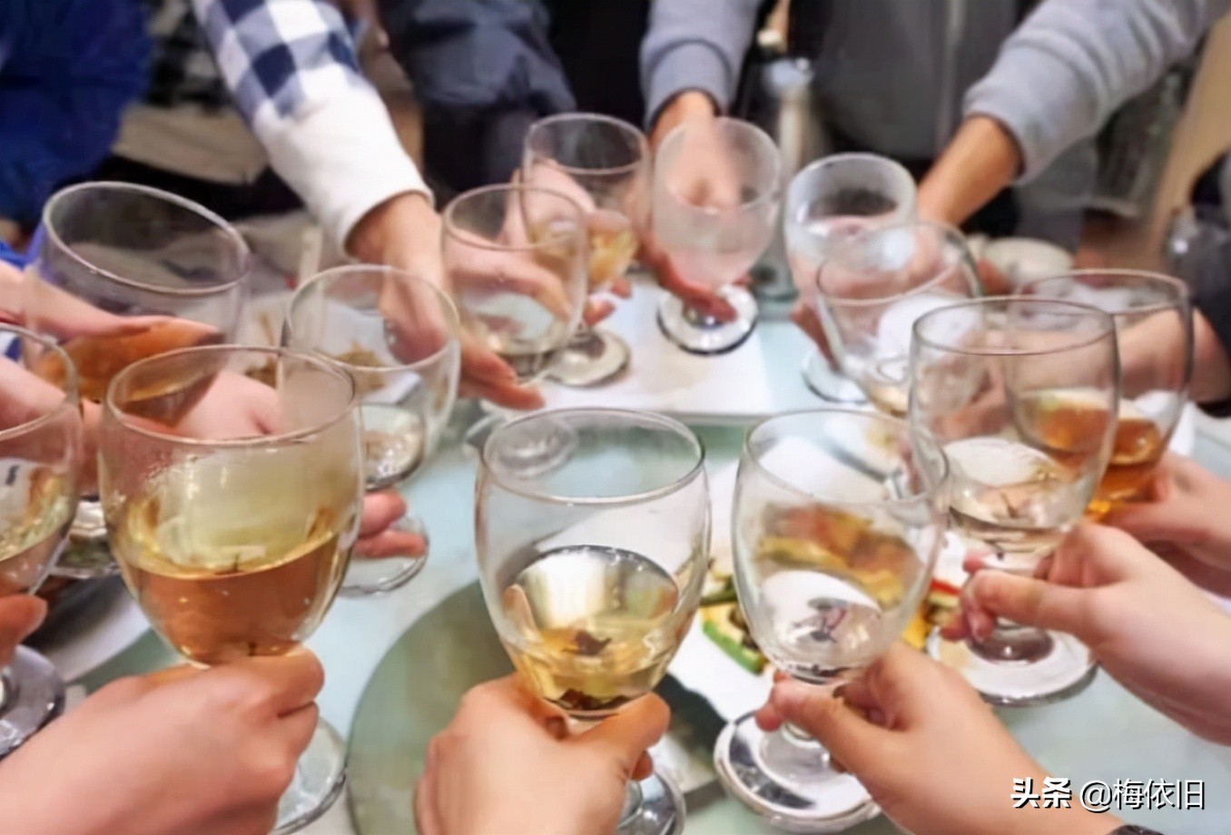 喝酒吃什么下酒菜不伤胃,它是酒精的天敌边吃菜边解酒