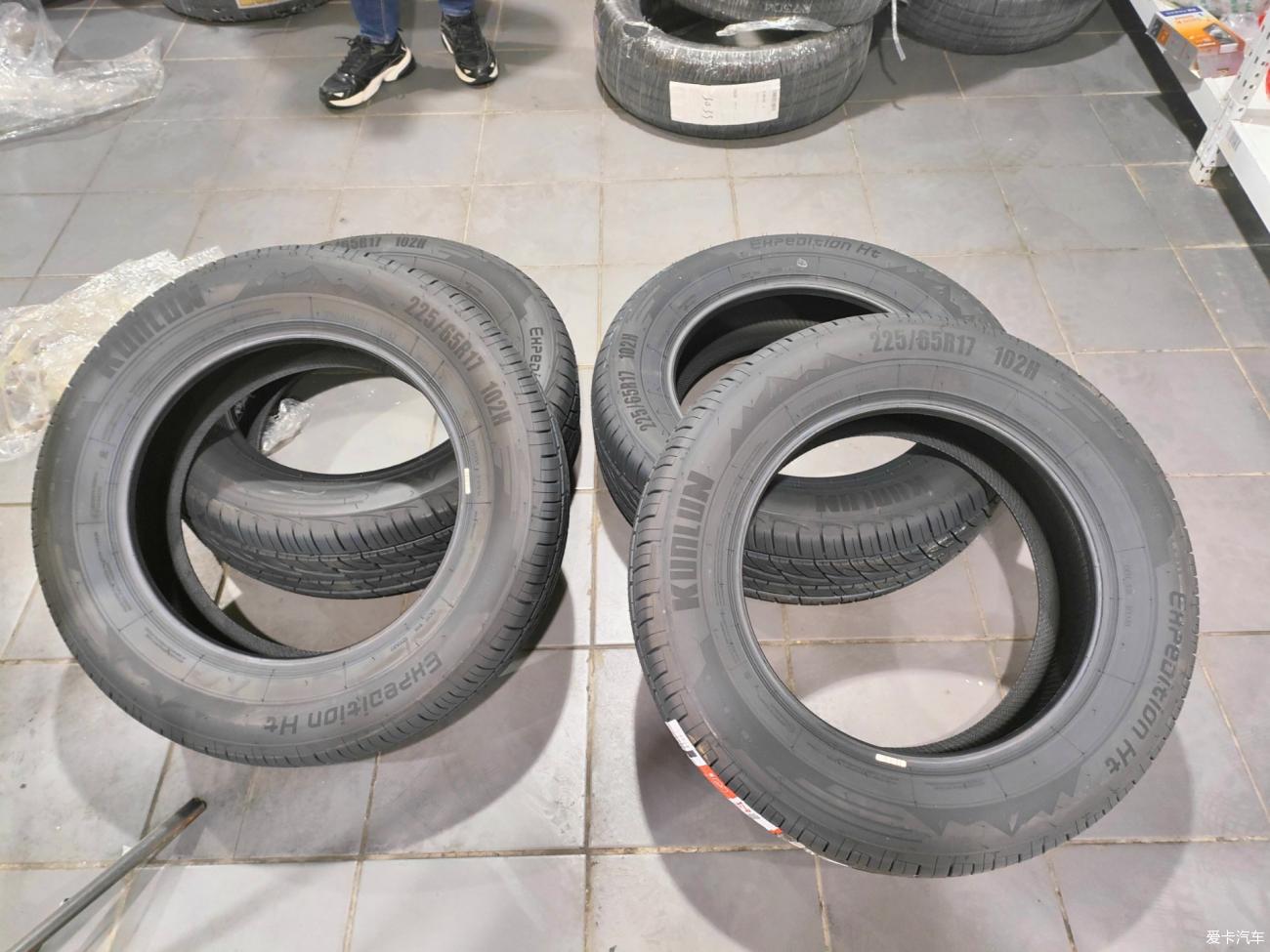 给老伙计换双新鞋,老伙计换新轮胎