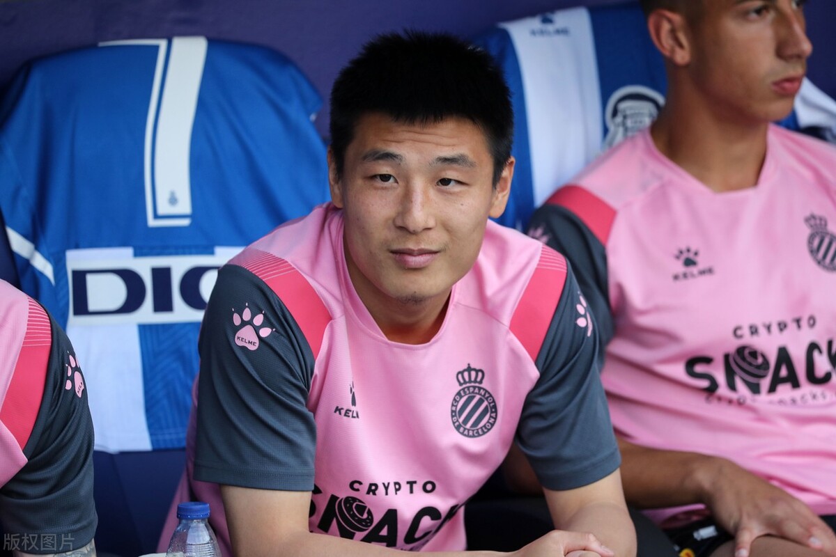 武磊海港队薪资,武磊海港年薪多少钱