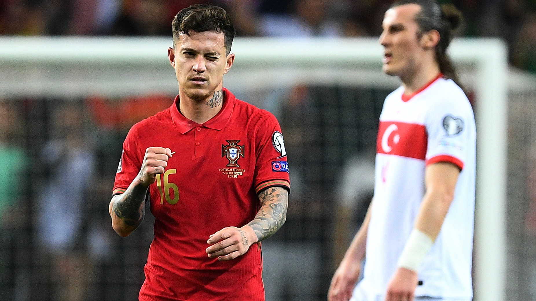 精彩回顾c罗10次拯救葡萄牙时刻,轻松过关一好还是轻松过关二好