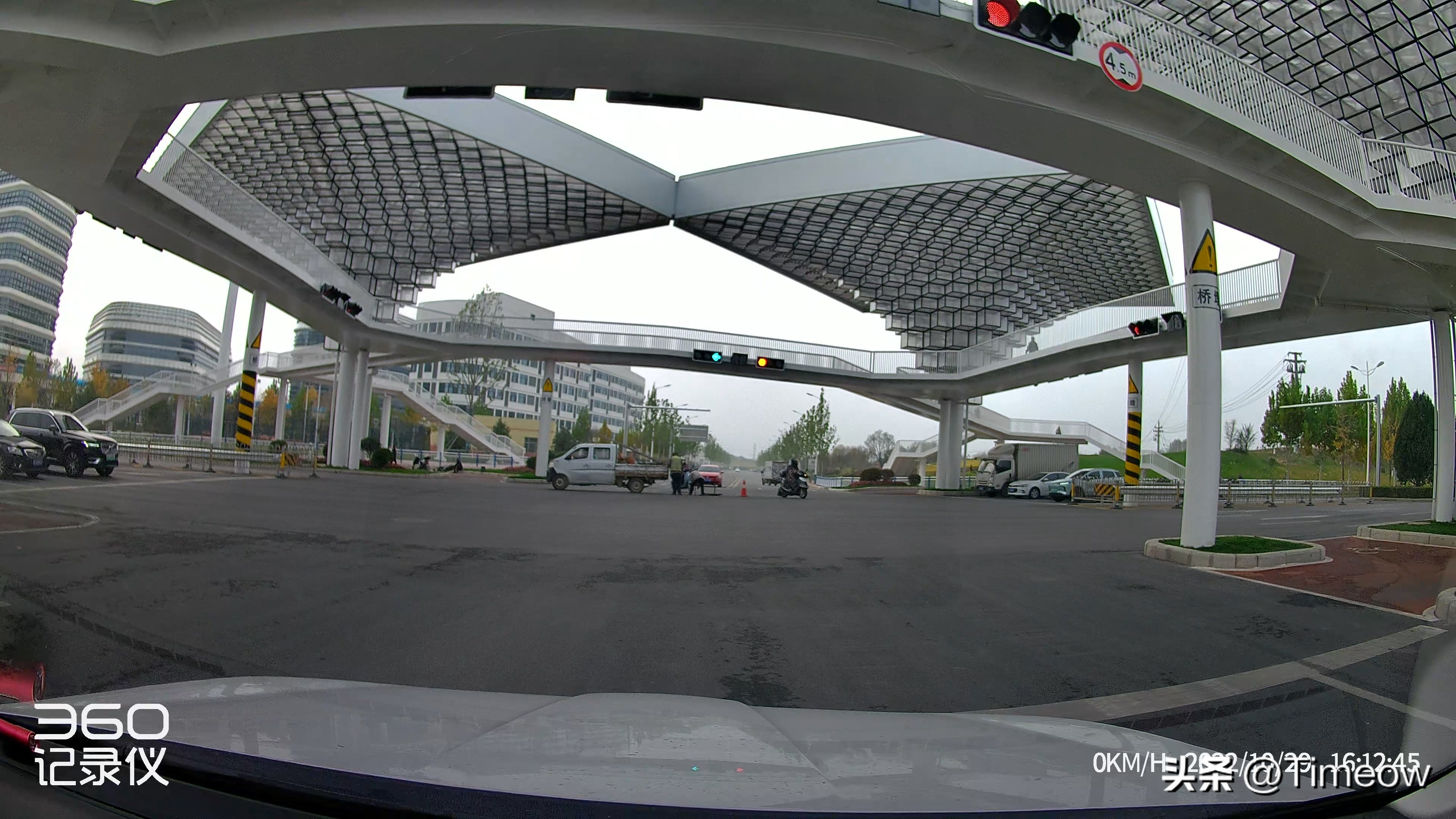 老司机需要行车记录仪吗,老司机驾车体验