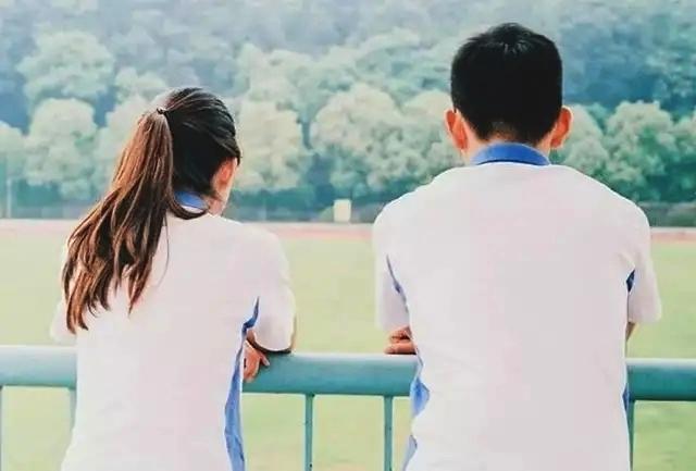 教你六步轻松判断女生是否喜欢你,教你六招判断女生是否喜欢你