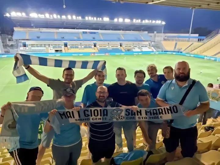 圣马力诺国家队都是业余的吗,圣马力诺国家队