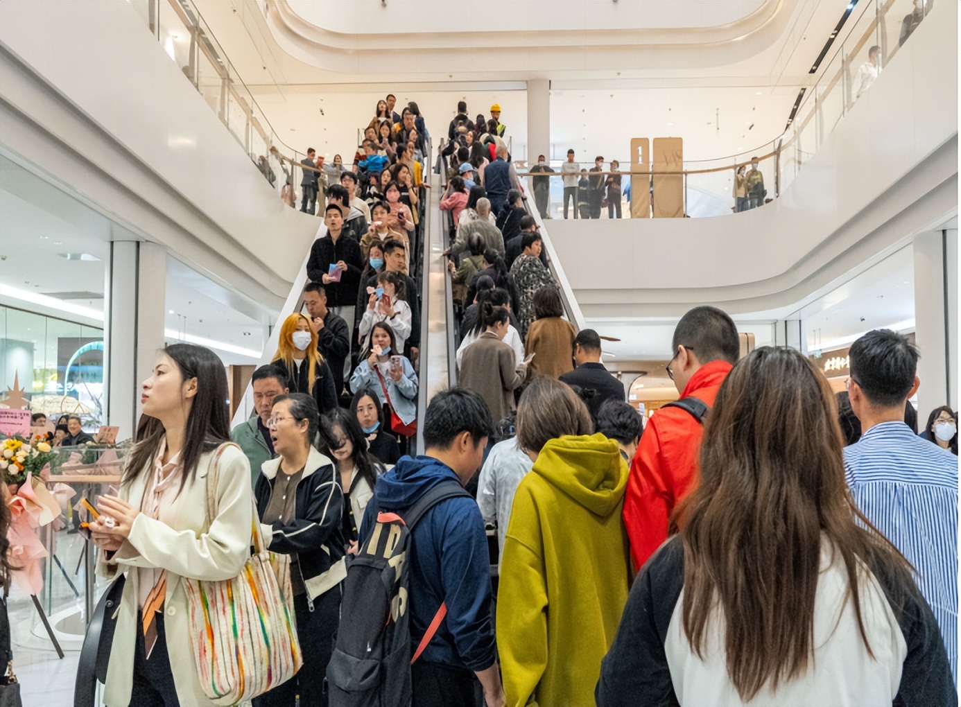 江西首家奢侈品广场,南昌奢侈品购物广场